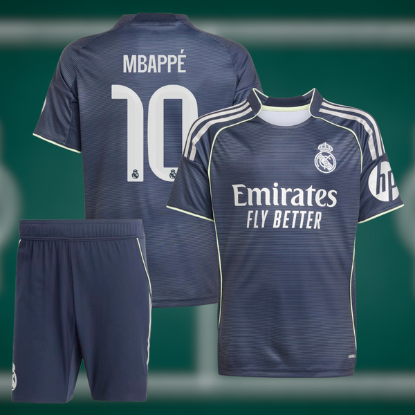 Real Madrid 25-26 Bortedrakt med shorts og Mbappe trykk - Barn og Voksen